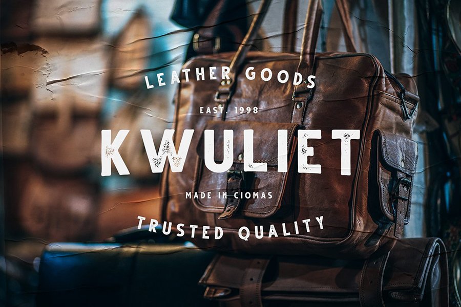 Gutter Handdrawn Vintage Font