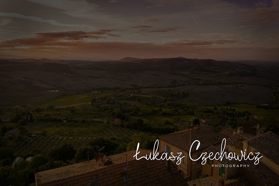 Villaga Stylish Signature Font