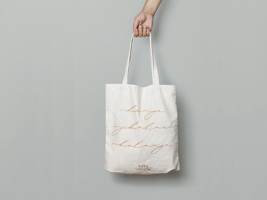 Auro Rumpthut Script Font